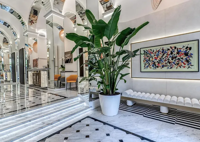 The Spotlight Boutique Roma