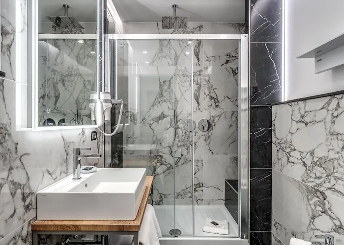 Hotel The Spotlight Boutique 4*